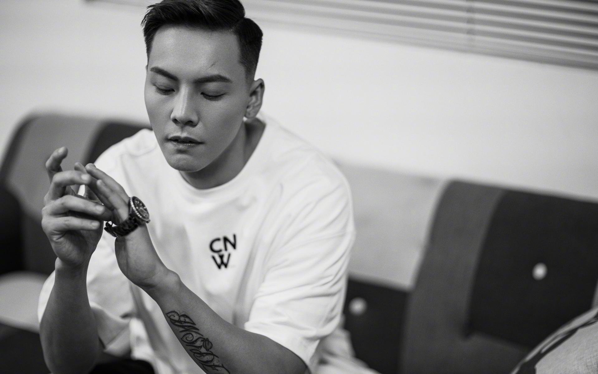 西甲极速反击:瞬间突破让敌人猝不及防,西甲录像回放极速