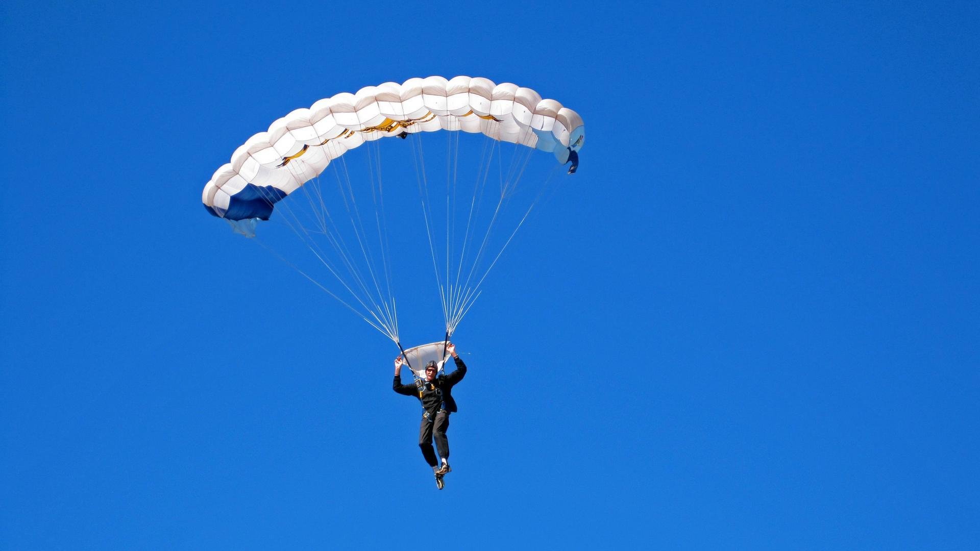 _未来大赛：青少年预选赛激烈角逐_，未来杯国际青少年美术大赛