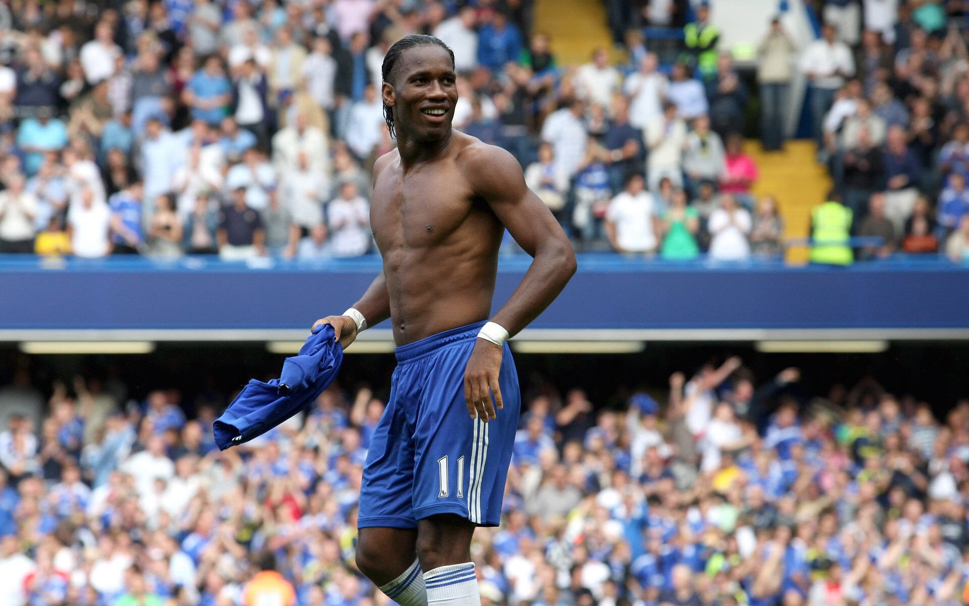 爱游戏体育APP下载-费兰·托雷斯状态极佳，皇马的左路攻势如日中天，费兰·托雷斯集锦